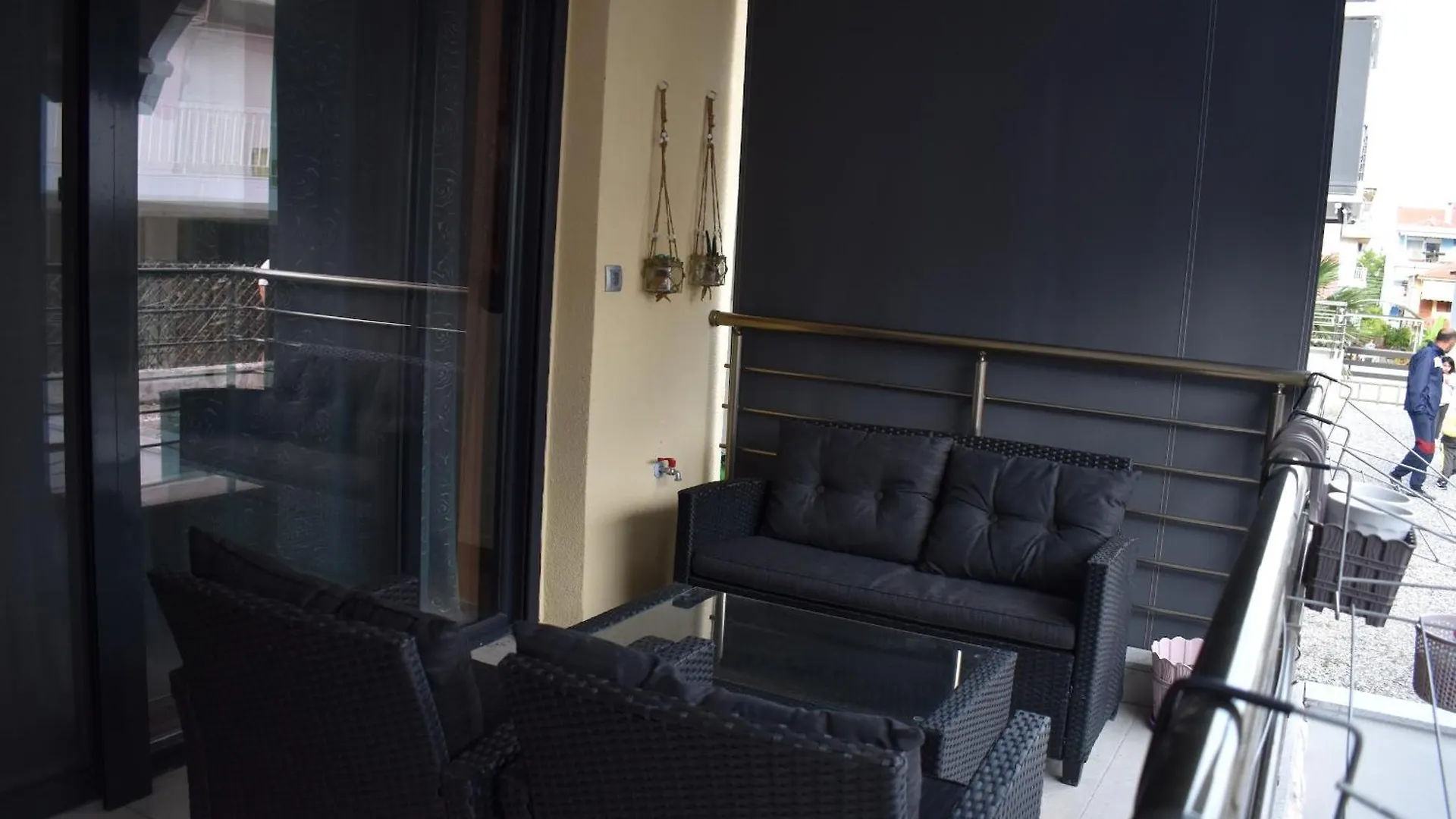 Mavrikios Luxury Apartment Nea Kallikrateia